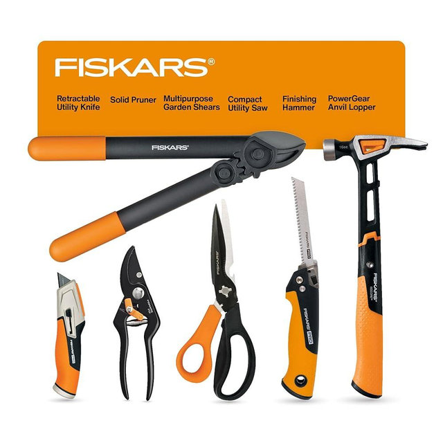 Fiskars Home Essentials Tool Kit with PowerGear Lopper, Shears, Bypass Pruner, Folding Saw with 2 Blades, IsoCore Hammer, and Utility Knife, for Indoor Use and Outdoor Gardening (6 Piece Kit)