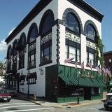Dueling Pianos Bar at Top Of Pelham