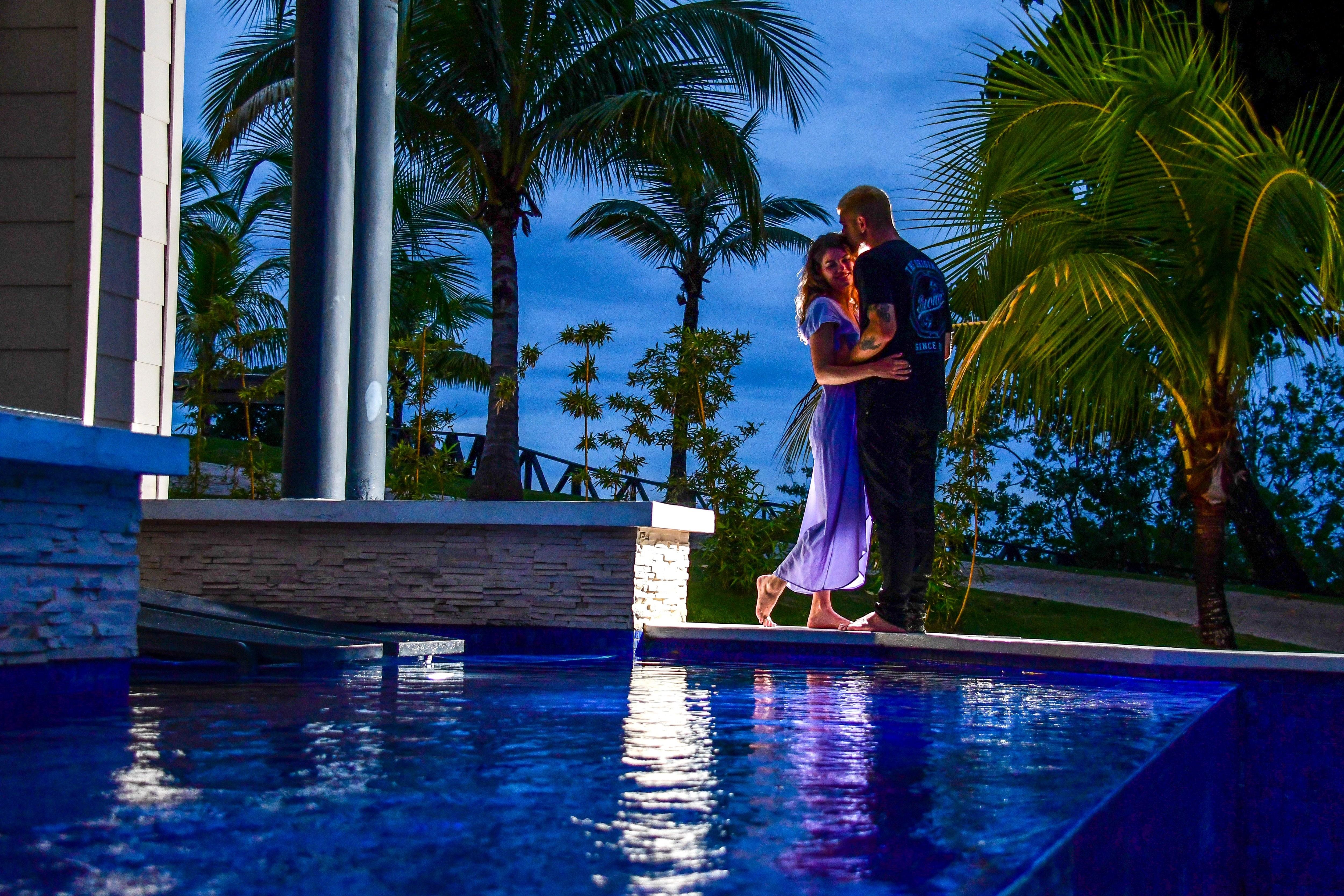 The Wedding Website of Jenny Hose and Taylor Guttenberg