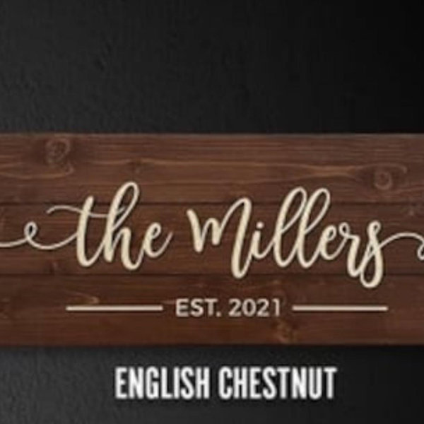 Personalized Family Name Key Holder: Rustic Wood Wall Decor
