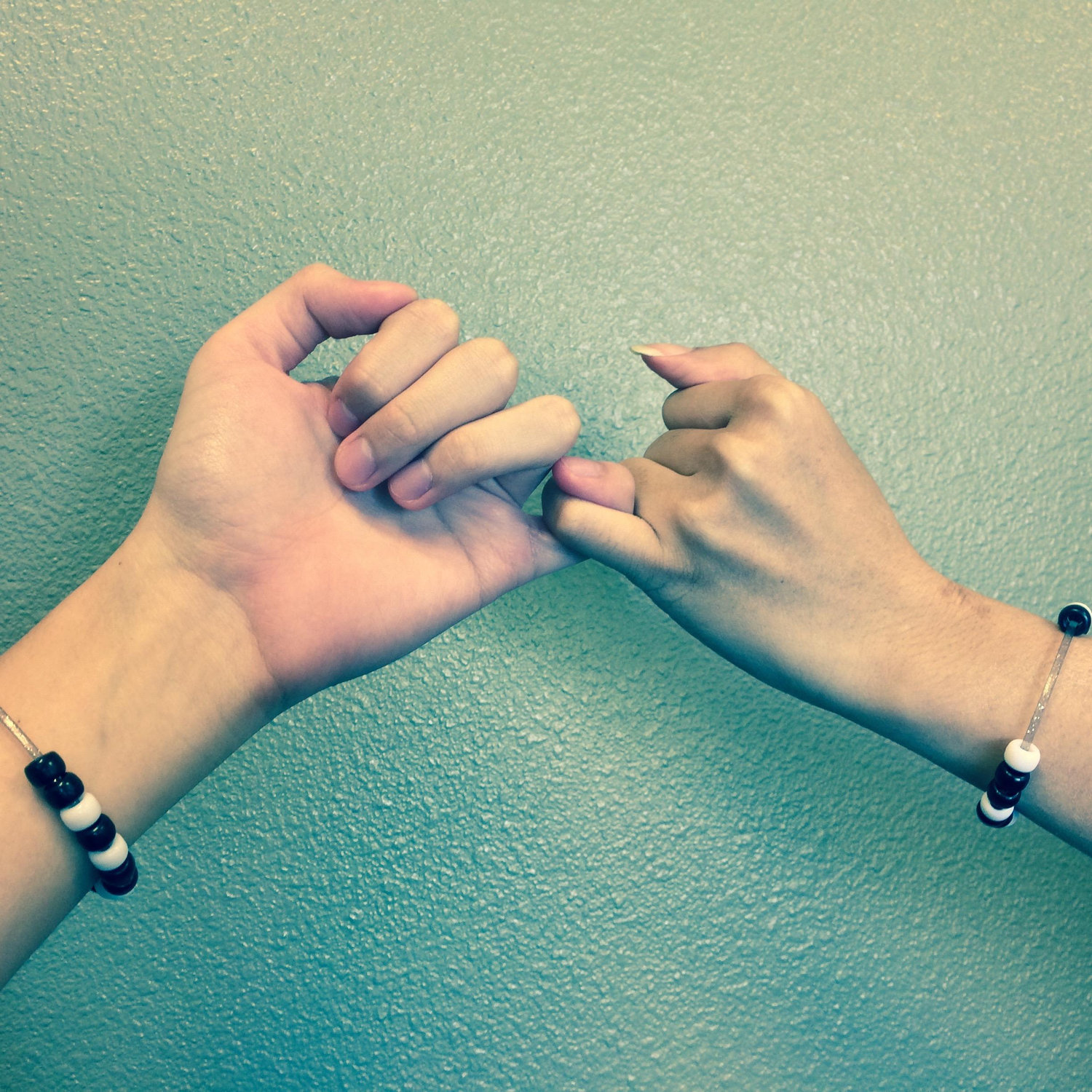 a pinky promise for our love <3