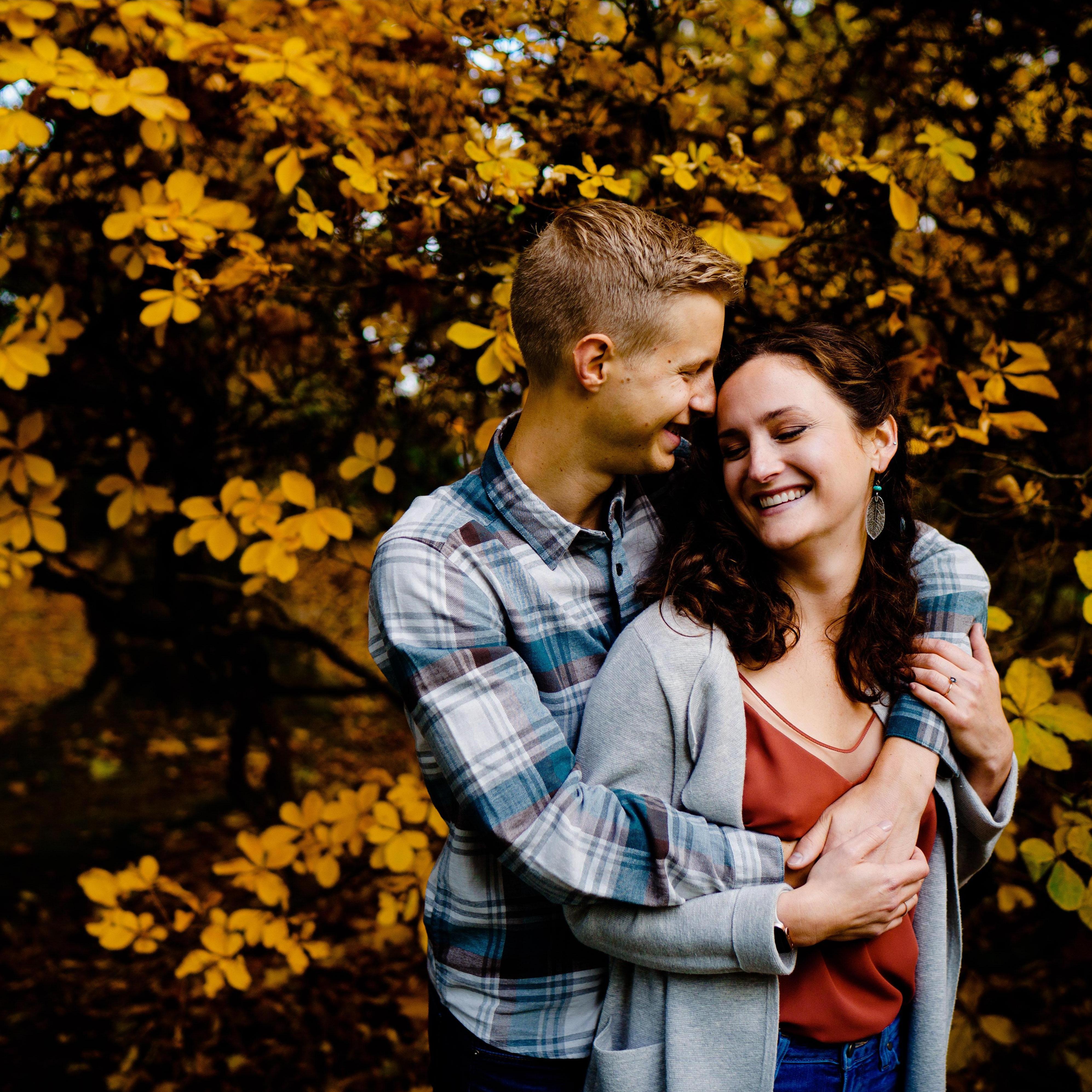 Engagement photos in Kelly's favorite season. Photo credit @ Salt and Pine.