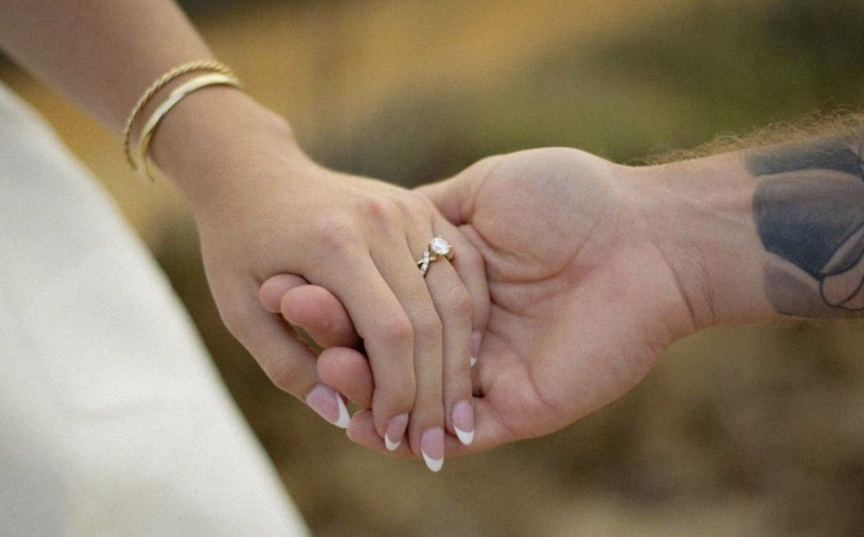 The Wedding Website of Ariana Flores and John Miller