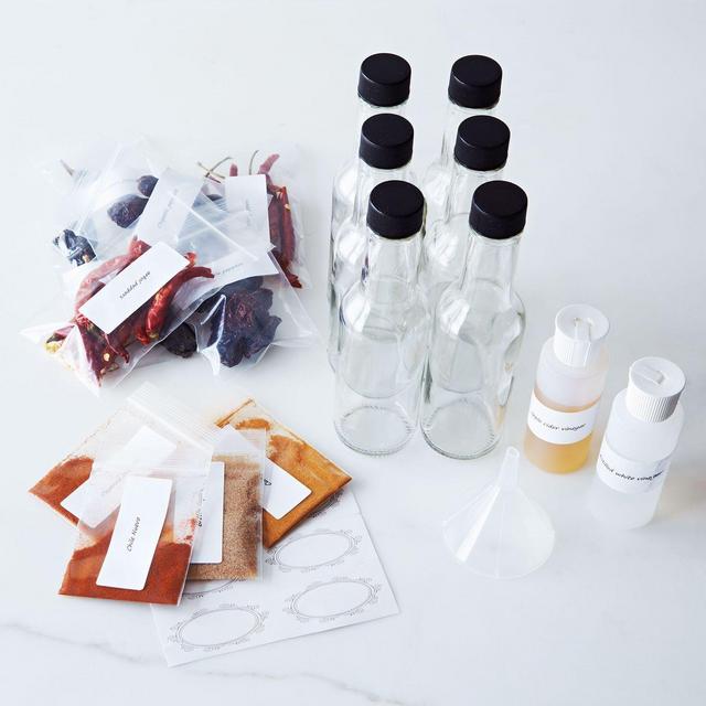 DIY Deluxe Hot Sauce Kit