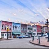 Front Street Shopping