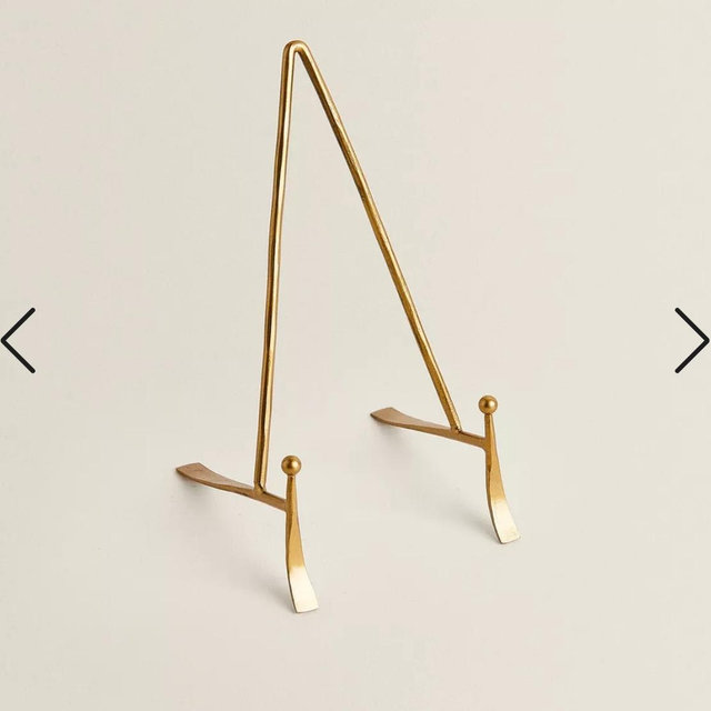 Gold Metal Display Stand 10.2”