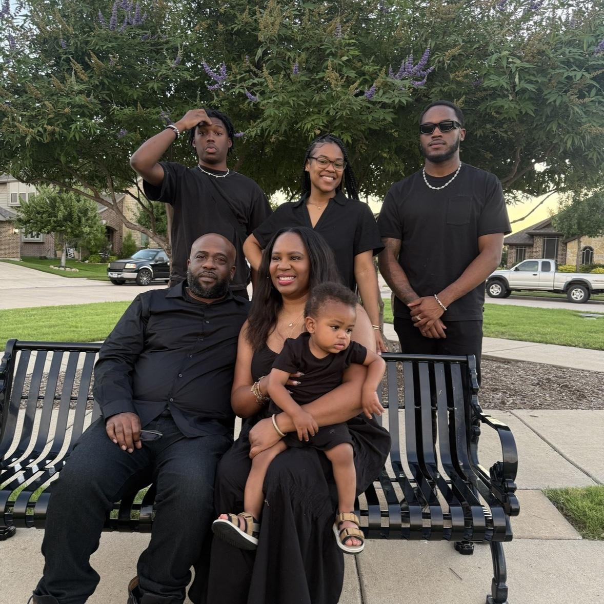 Sir, Taylor, Jackie
Josh, Connie, Bam ❤️