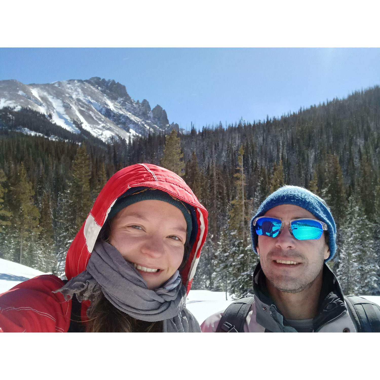 Snowshoe hike in Colorado State Forest State Park