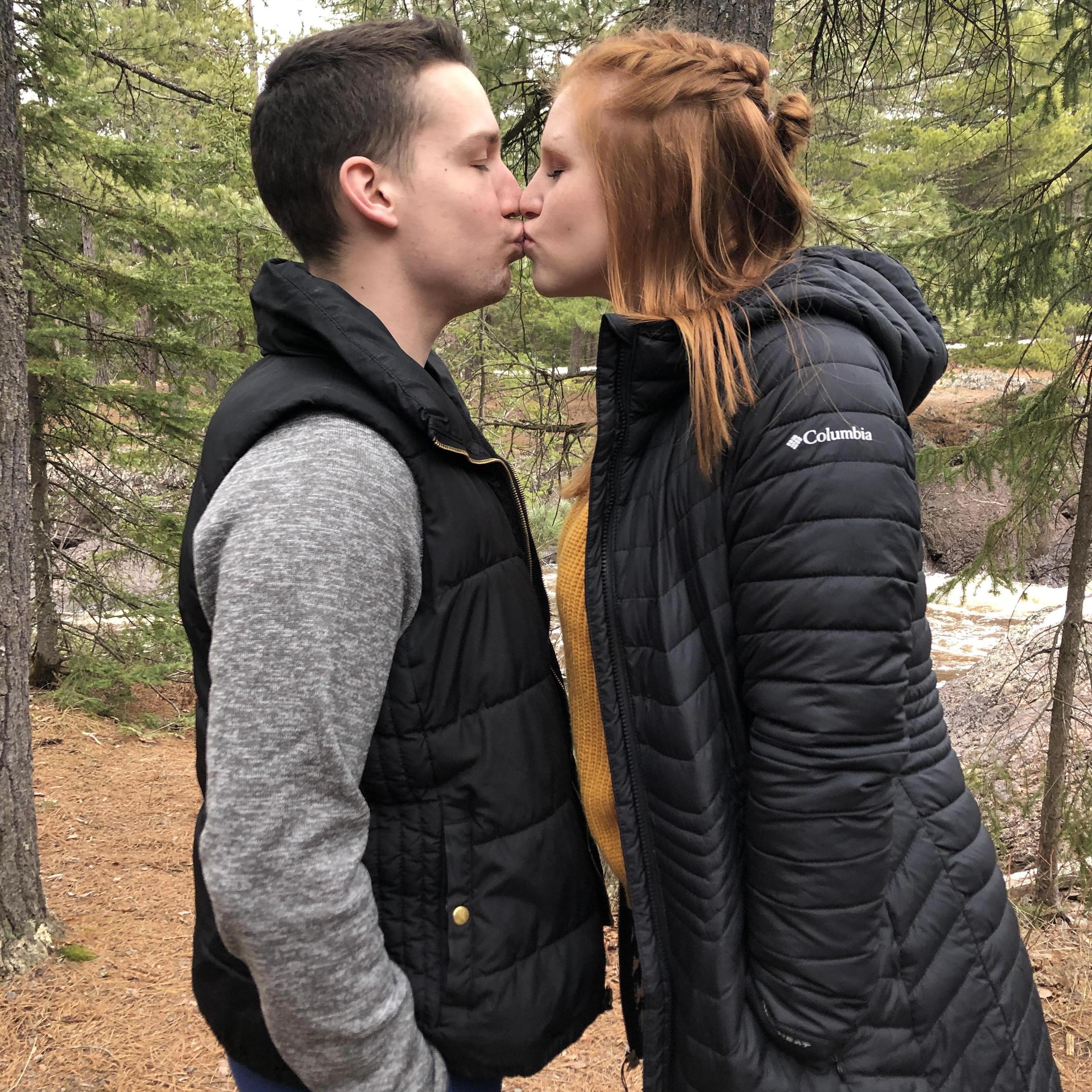 A spring walk through Amnicon State Park.