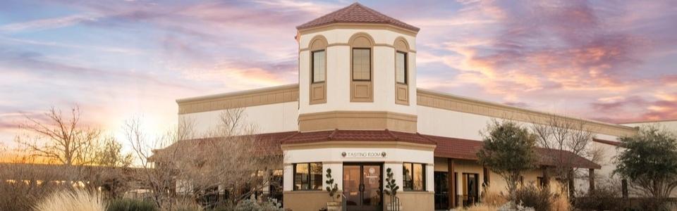 The Wedding Website of Lindsey Lopez and Jared Stewart