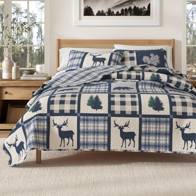 Rustic Lodge Reversible Quilt Set With Shams - Great Bay Home