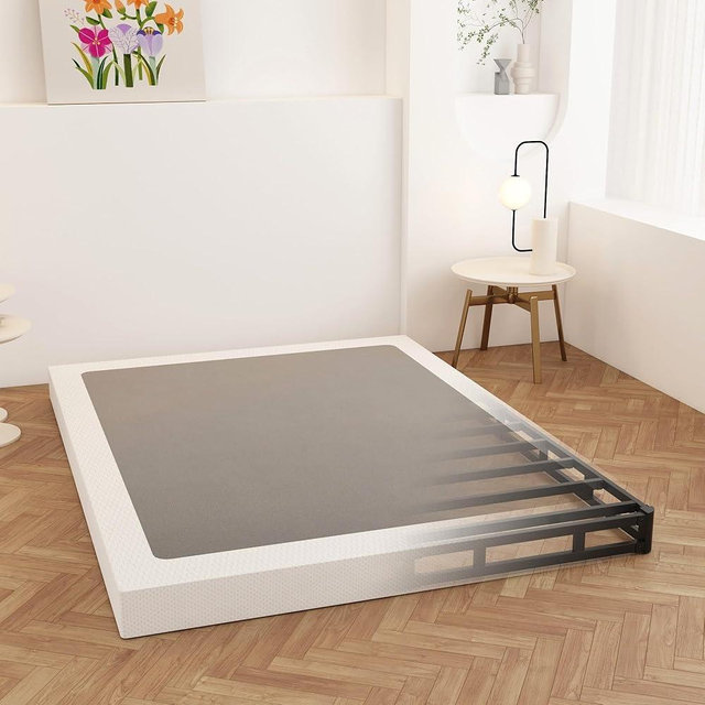 Maenizi King Size Box Spring 4 Inch Low Profile, Heavy Duty Metal Box Spring Bed Base with Fabric Cover, Mattress Foundation, Easy Assembly, Noise Free, Black