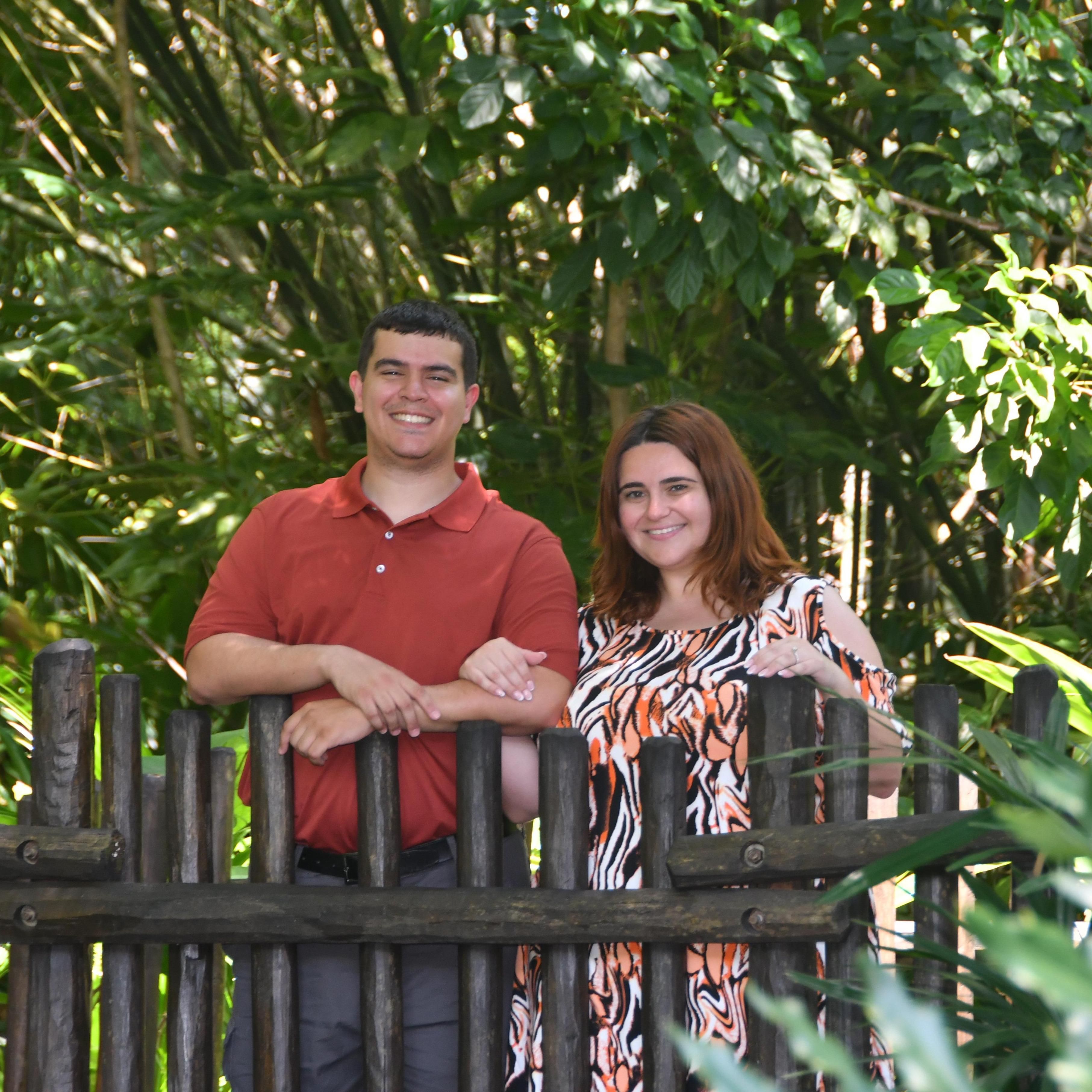 Engagement Shoot at Animal Kingdom in August 2021