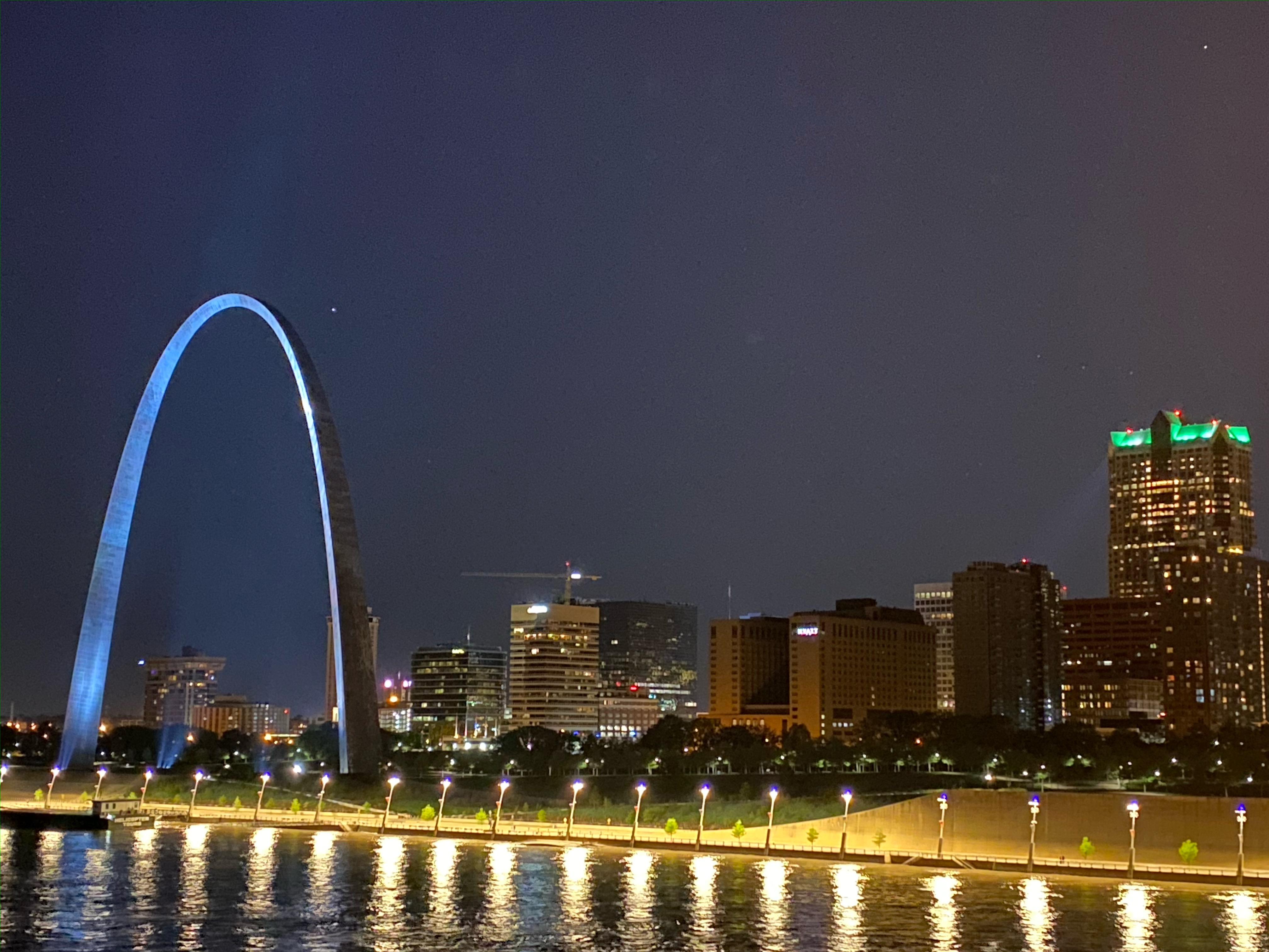 The Wedding Website of Taylor Chesnut and Zac Schmidt