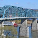 Walnut Street Bridge
