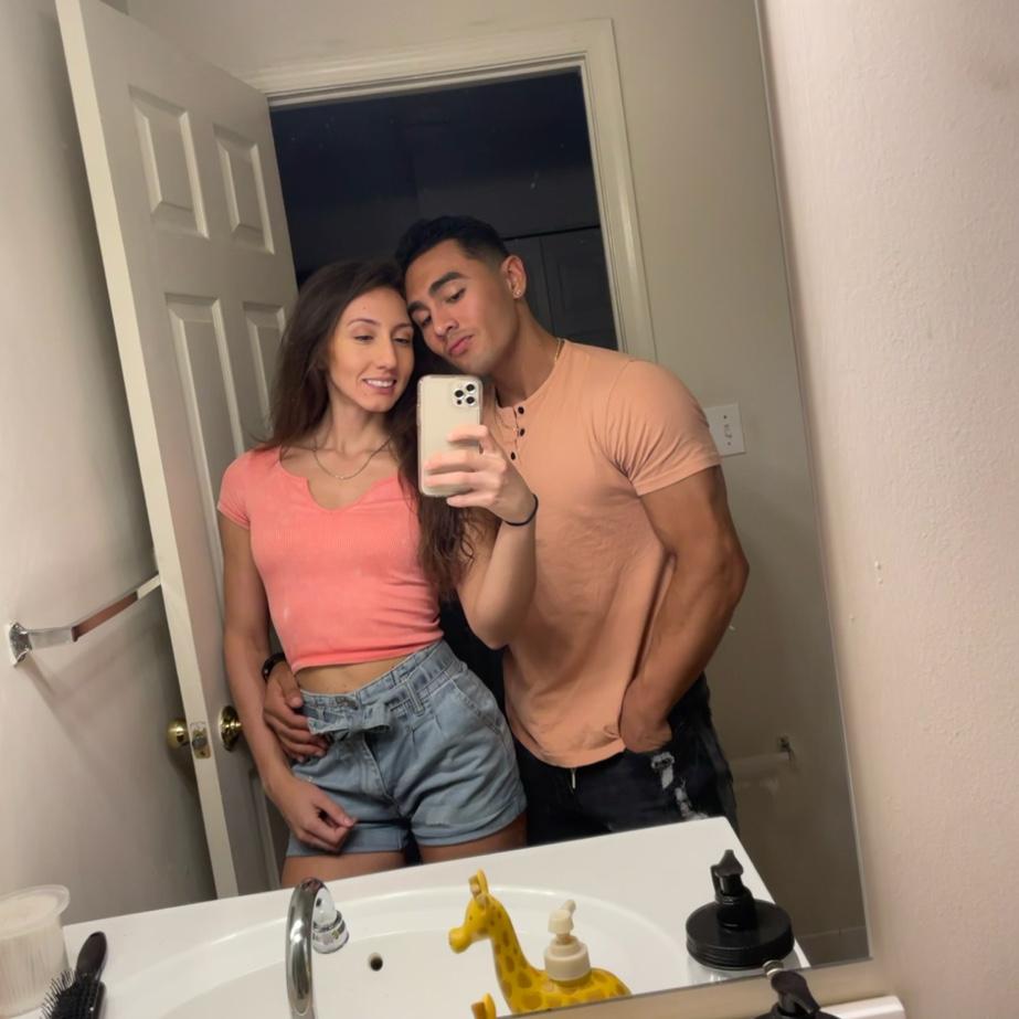 Selfie pictures in Daniel's parents apartment in PA. So many memories here.