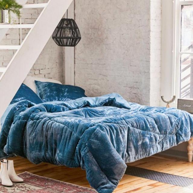 Blue crushed velvet comforter
