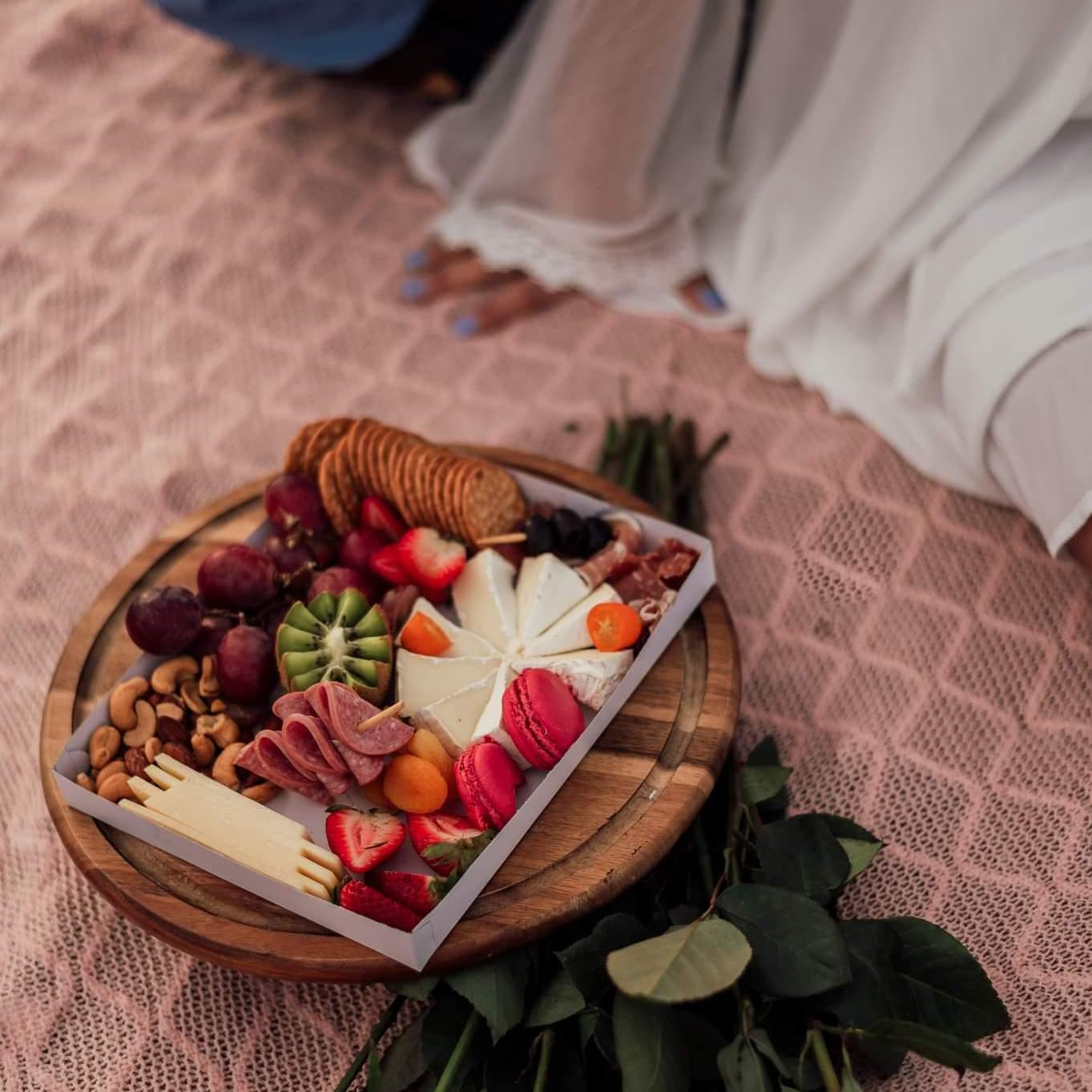 I always wanted to have a picnic like this and decided it would be fun for our engagement photos,