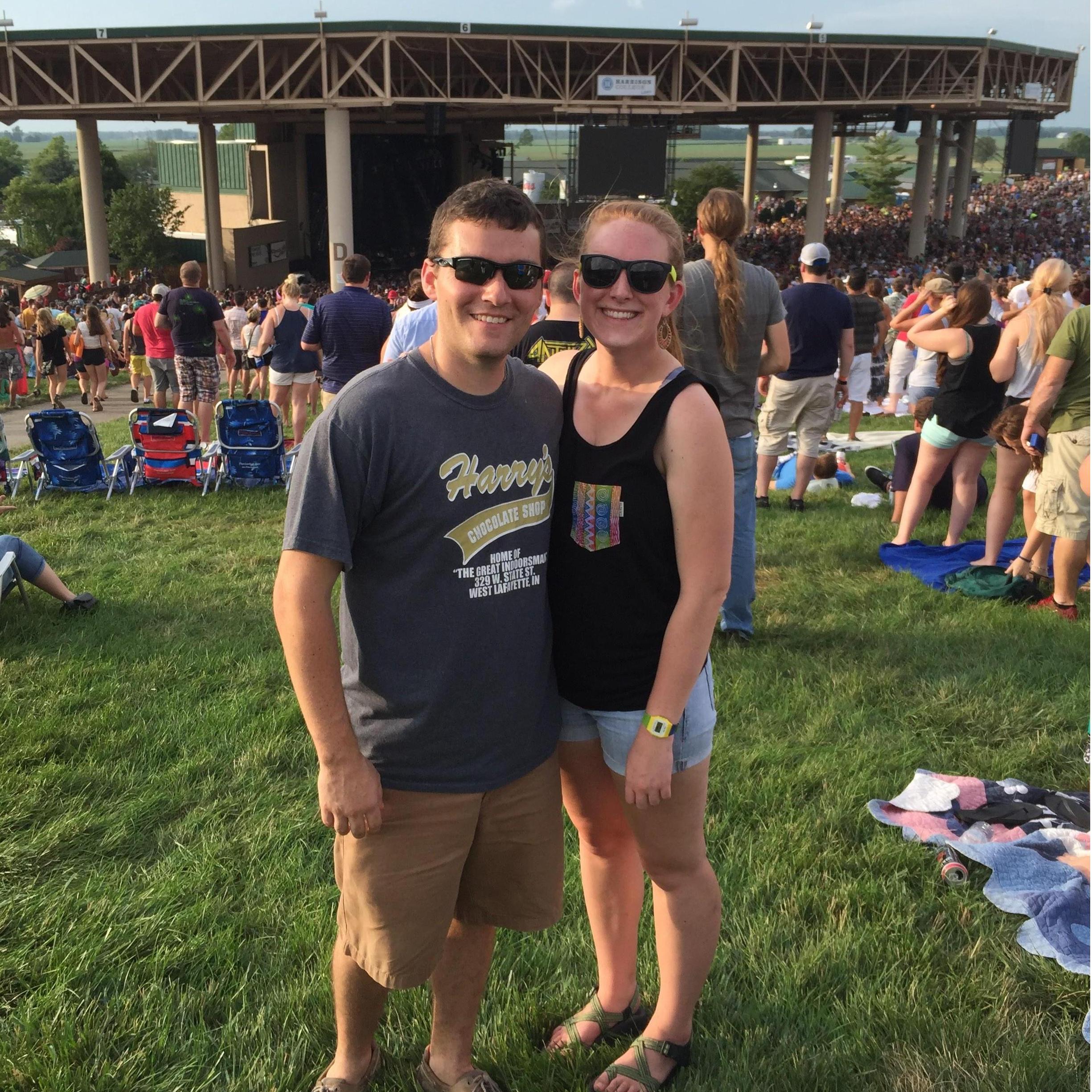 Sarah's first Dave Matthew's Band concert- Jeremy's favorite band!