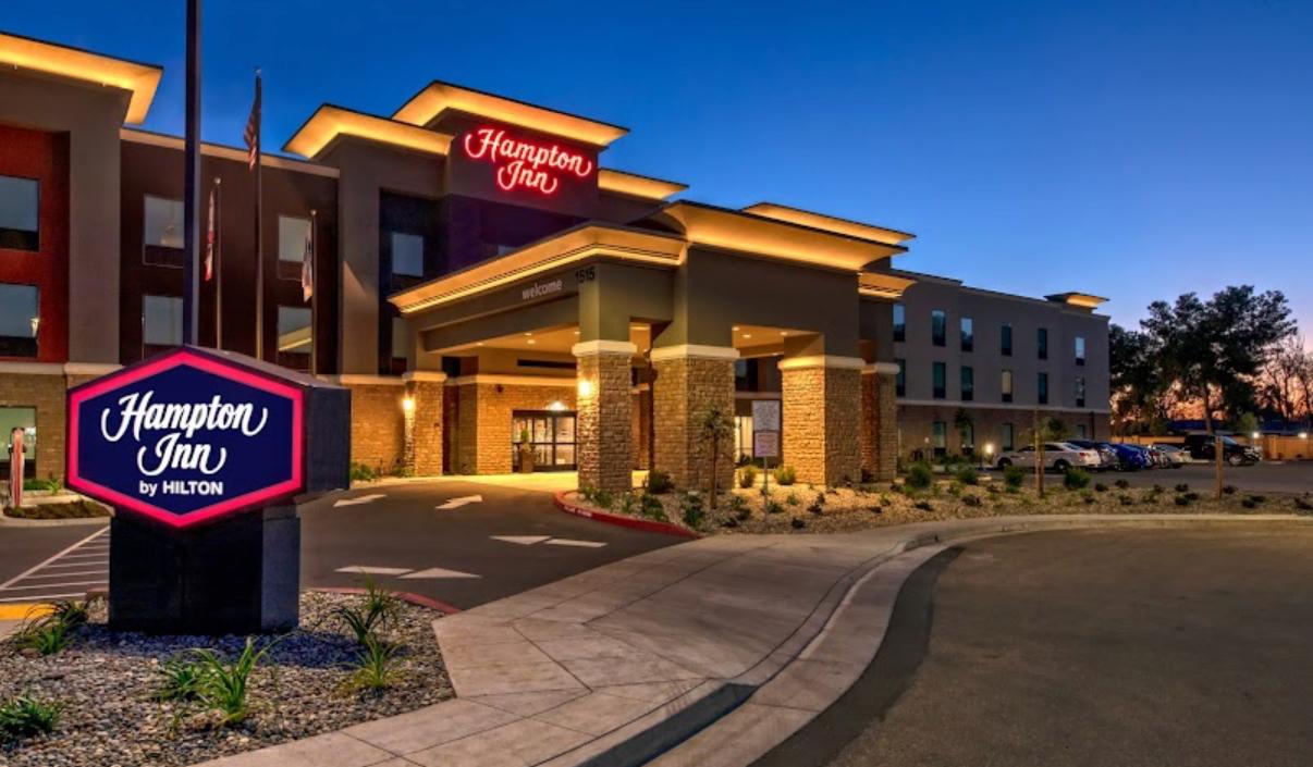 The Wedding Website of Jennifer Valdovinos and Navdeep Singh Sanghera