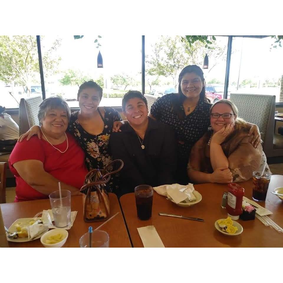 Jubal, Echo, Blanca, their Grandma, and Terri at Luby's for a visit.