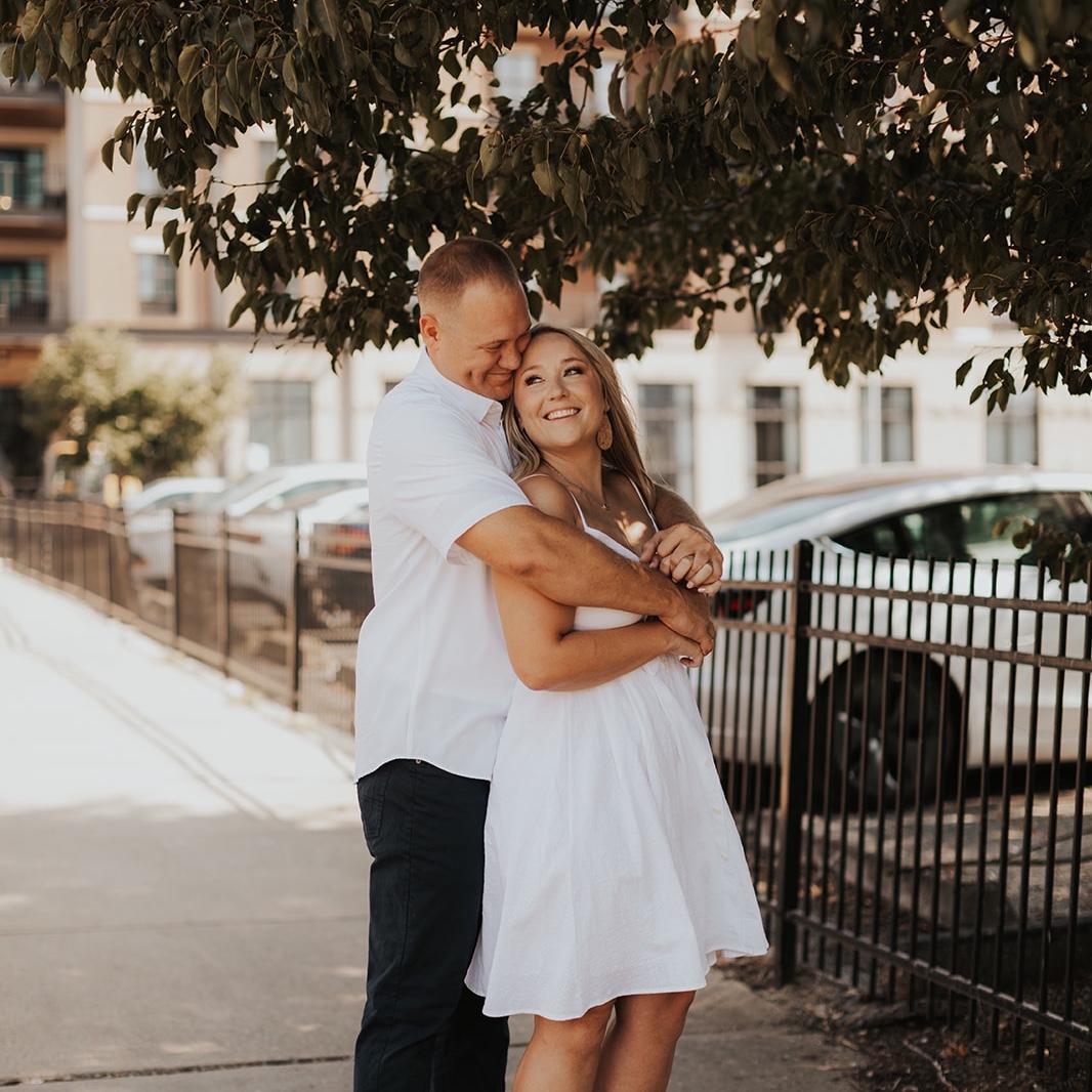 8.4.24

Engagement photos @ Crossroads, Kansas City, MO