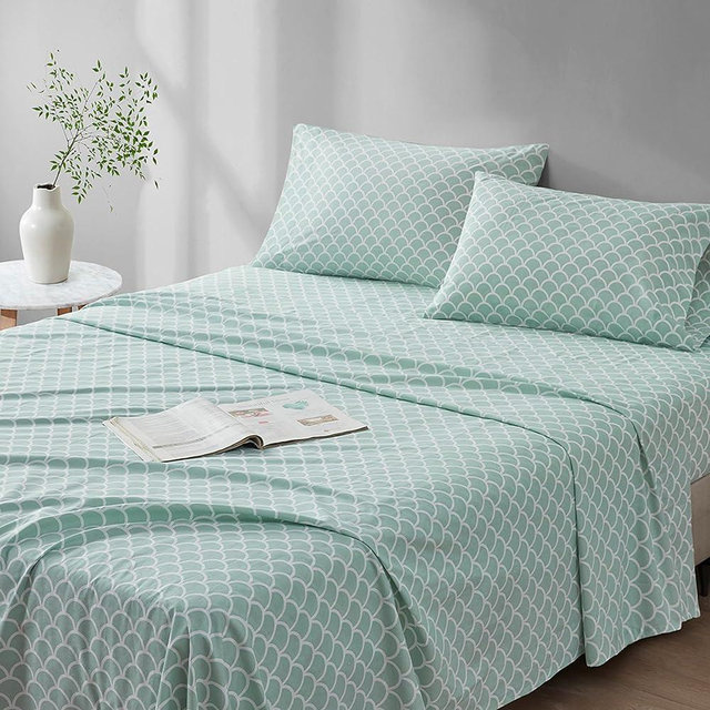 Comfort Spaces 100% Cotton Sheet Set Breathable, Lightweight, Soft with 14" Elastic Pocket Fits up to 16" Mattress, All Season Cozy Bedding, Matching Pillow Case, Queen Scales 4 Piece
