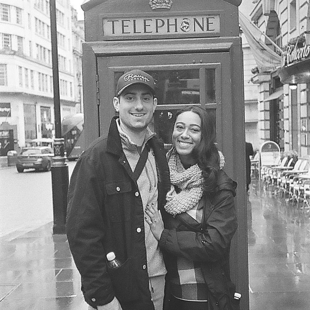 A must-have phone booth pic in London during a trip with friends, November 2022