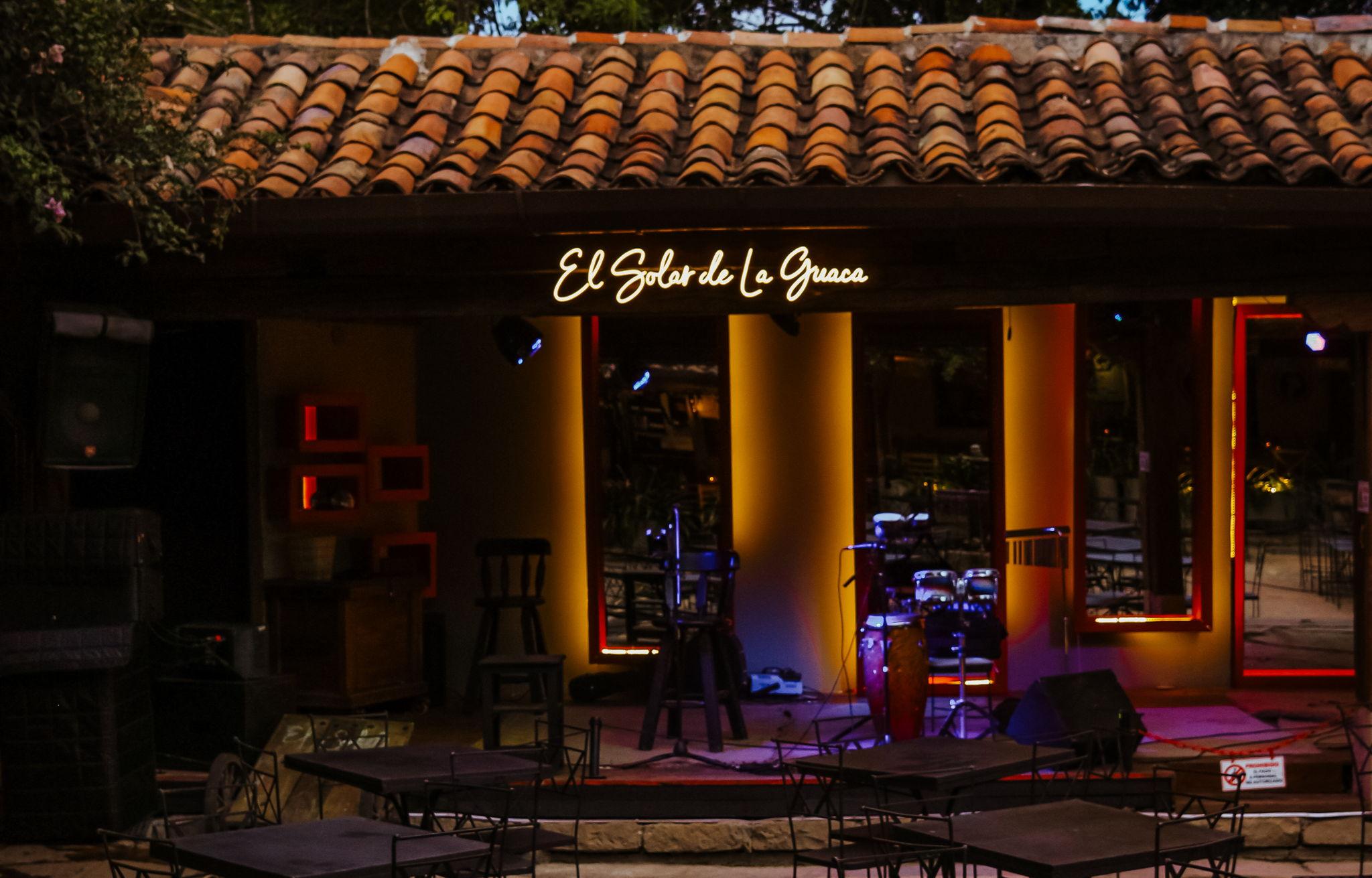 The Wedding Website of Paula Buitrago Amado and Nikolas Grimm