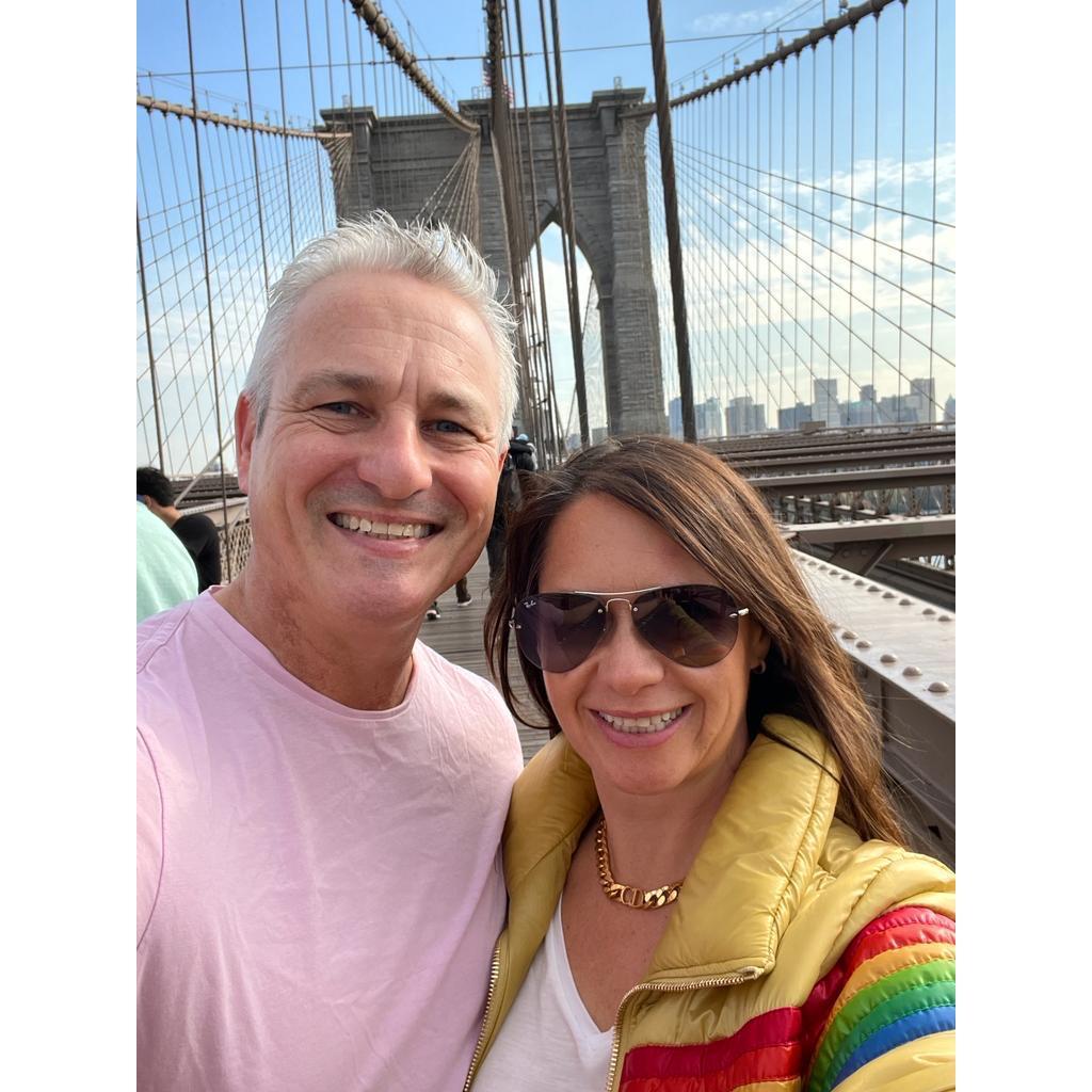 Walking the Williamsburg Bridge, NYC