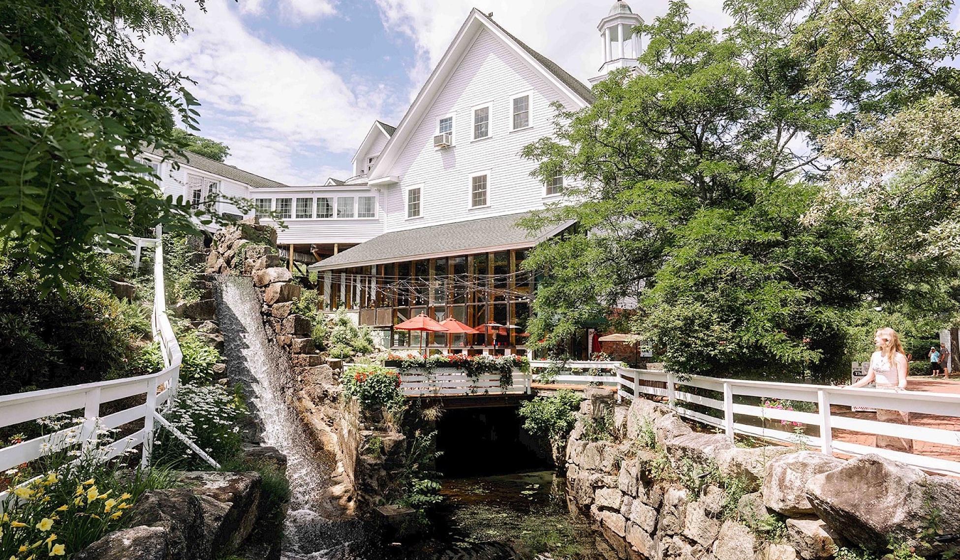 The Wedding Website of Victoria Smith and John Magliano