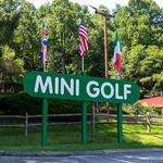 Sunrise Mountain Mini Golf