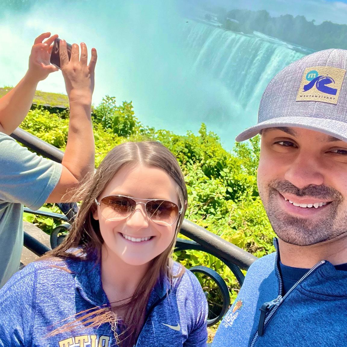 Quick stop at Niagara Falls on our way back from Canada