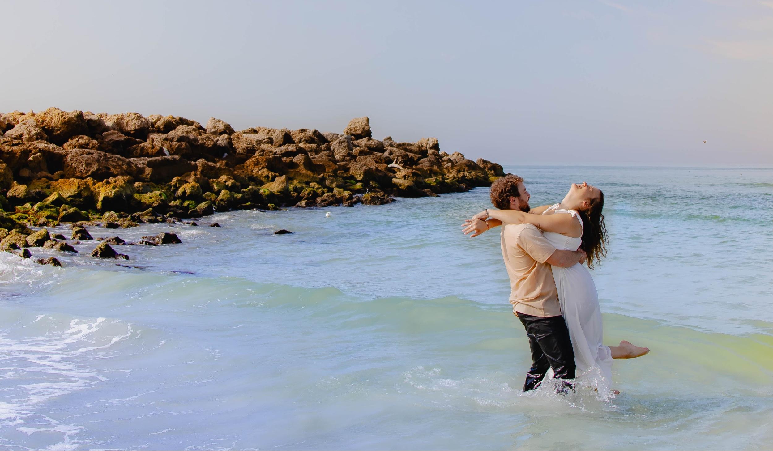 The Wedding Website of Jessie Gulbrandsen and William Genter Torres