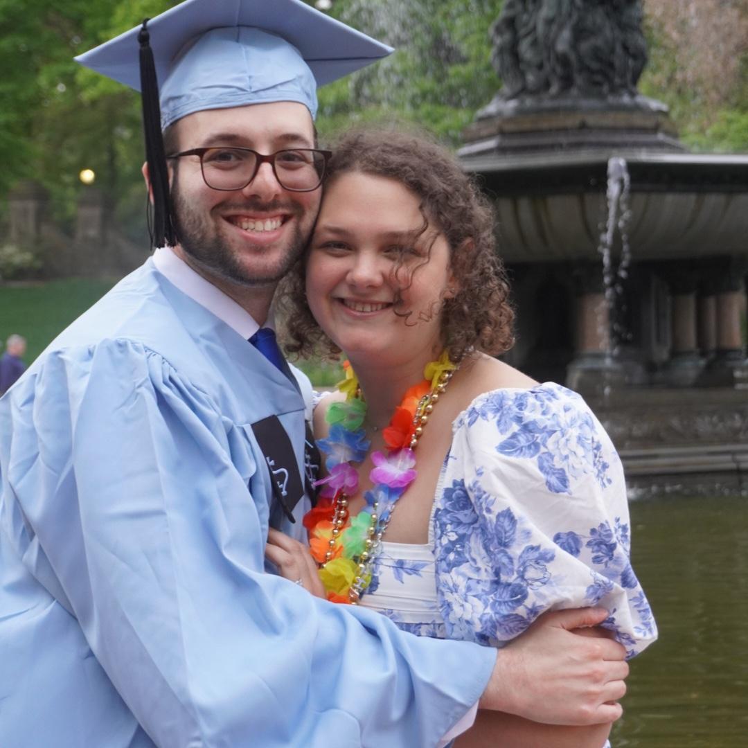 Daniel graduated from Columbia 🎓🎉