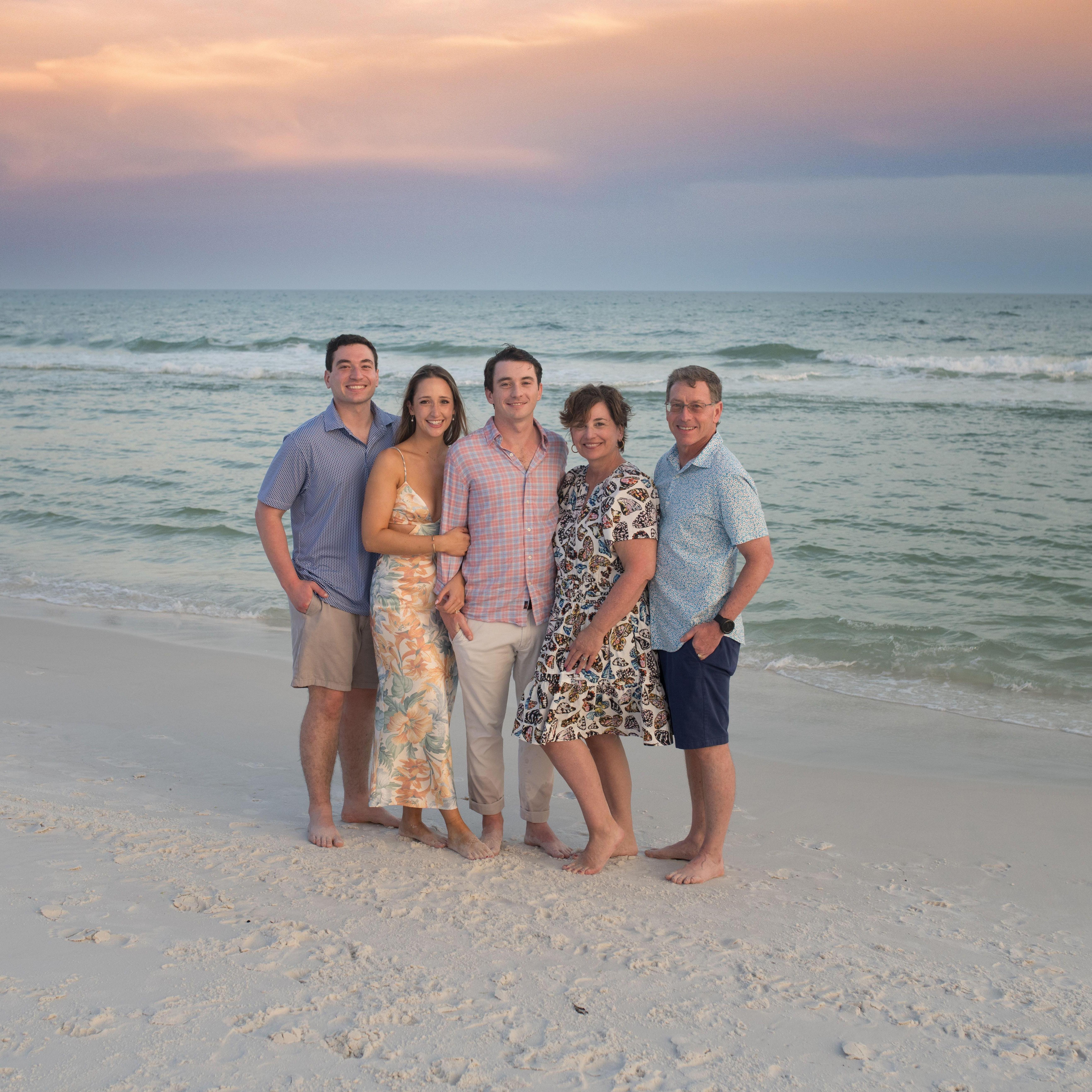 Joe's family helped him plan a surprise proposal in Destin during a family vacation