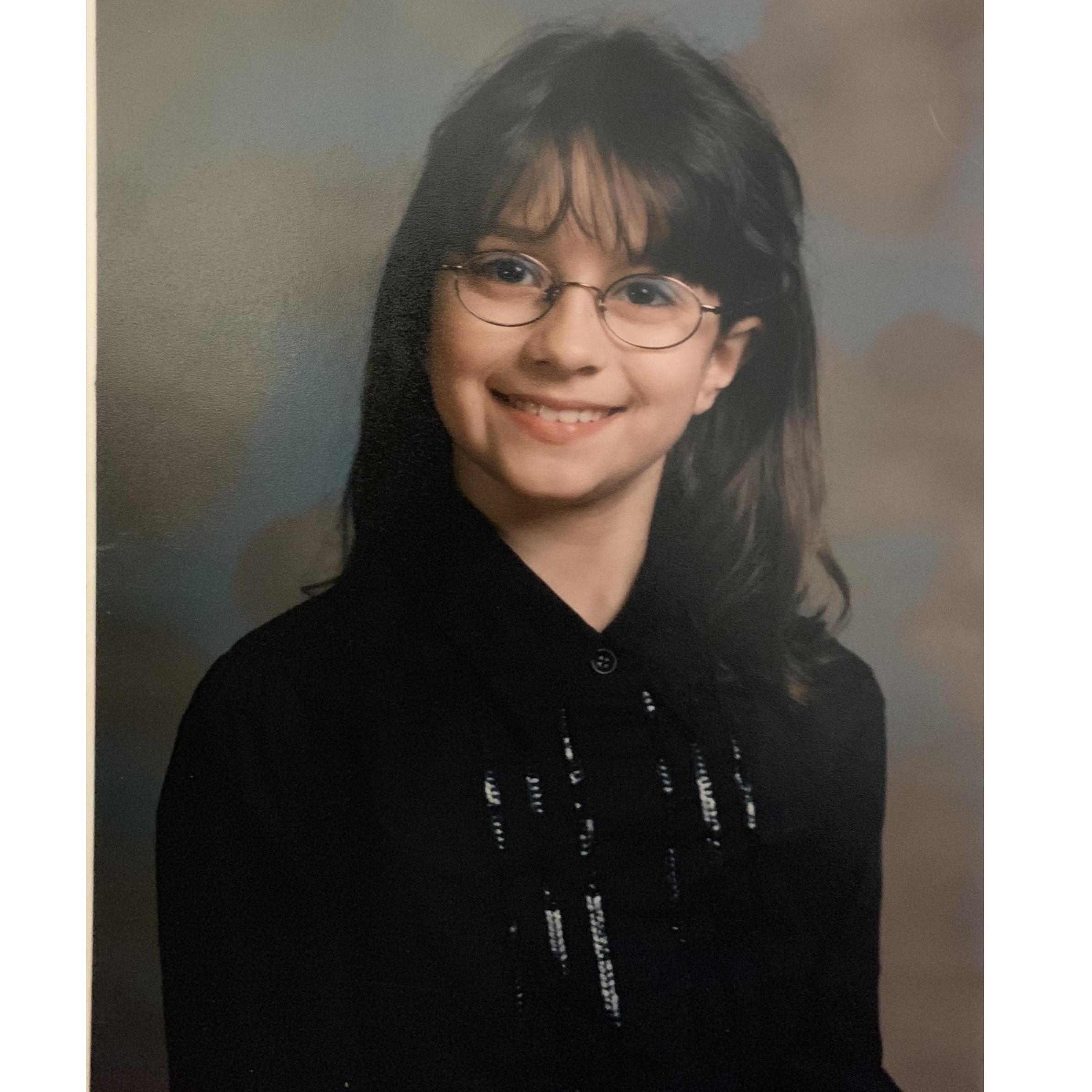 Alexis' attempt at 3rd-grade fashion (2004)