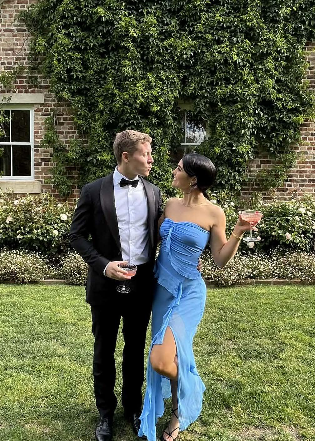 The Wedding Website of Sam Henderson and Chloe Lockett