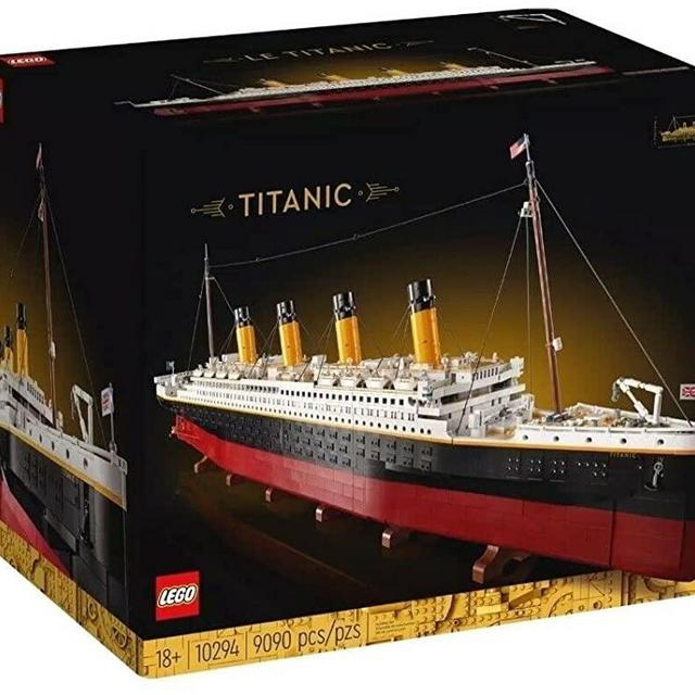 Creator Expert Titanic Building Set 10294 - 9090 Pieces