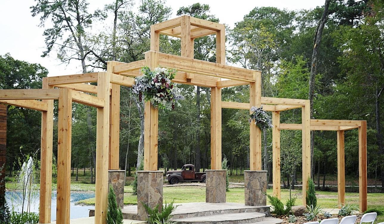 The Wedding Website of Dillon Kendall and Shaina Robb