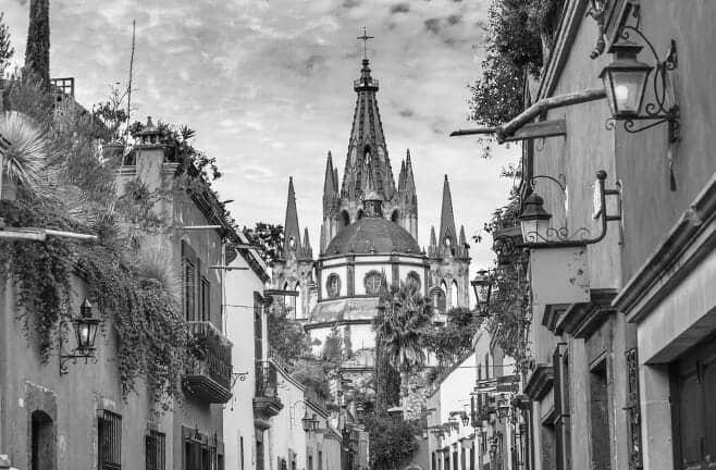 The Wedding Website of María Amparo Tormo and Javier Salinas