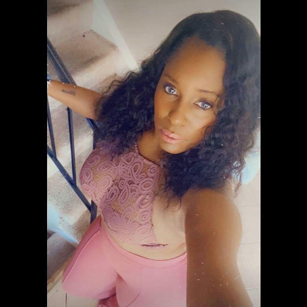 Pretty in pink, the bride!