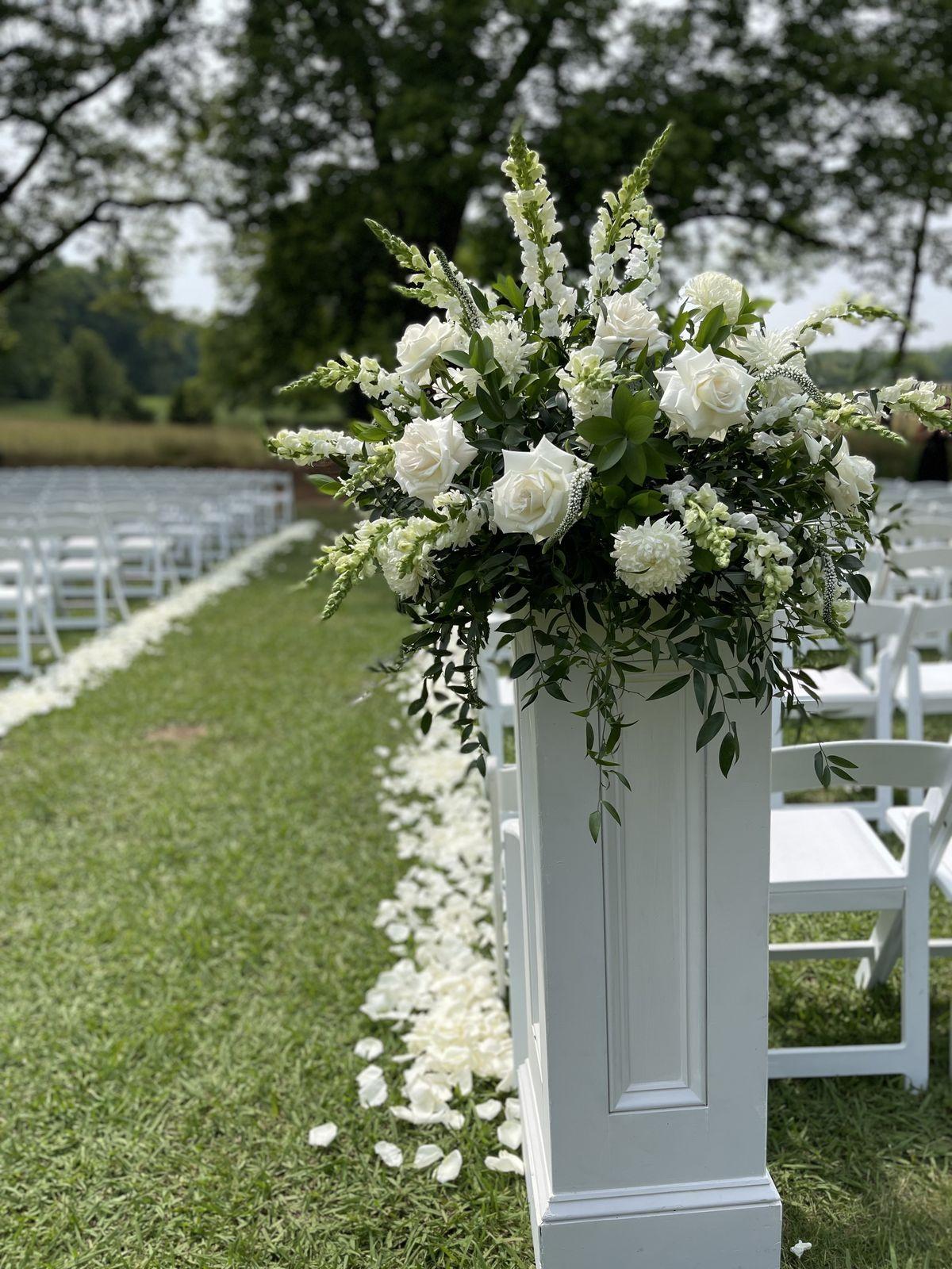 The Wedding Website of Remberto Rosales Jr. and Yesika Urbina