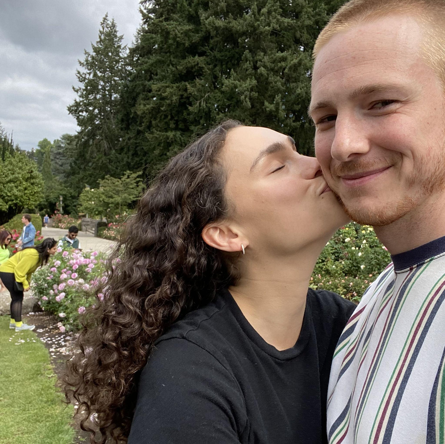 kissy kissy