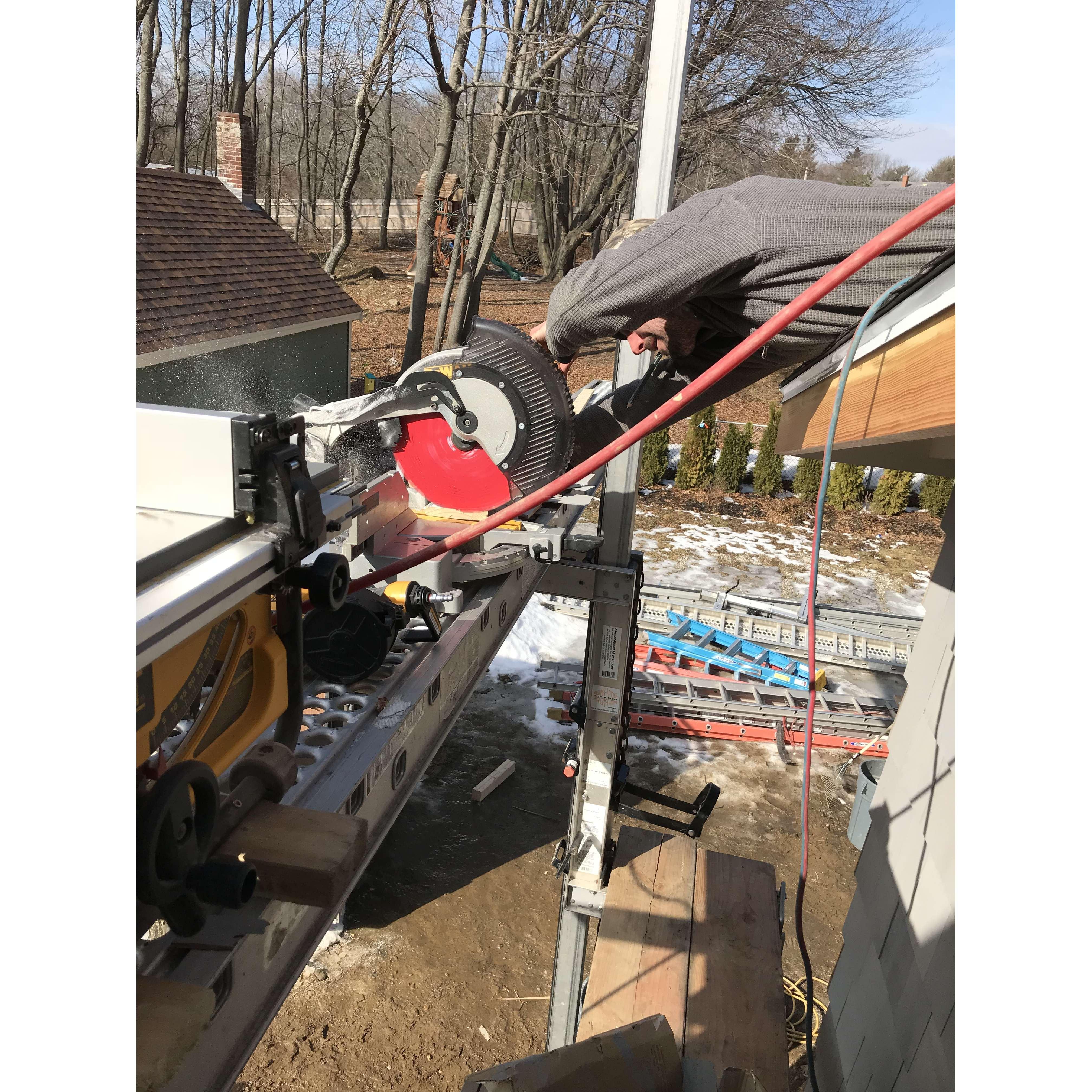 Dave's 3rd Tinder Pic