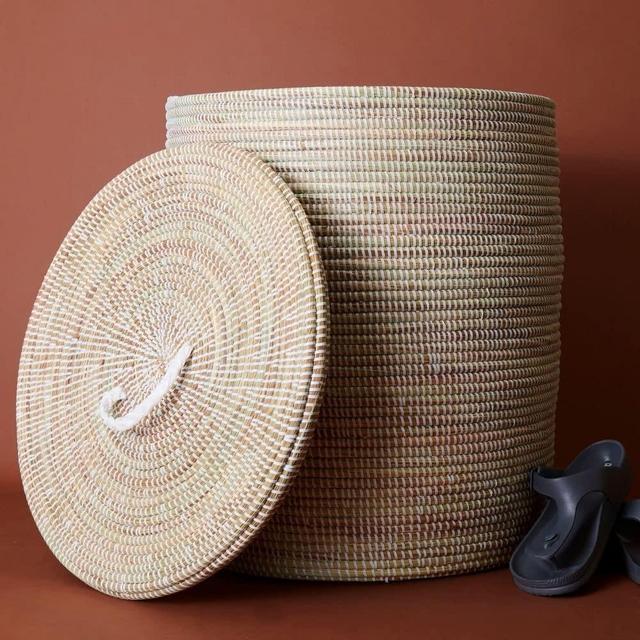 Extra Large White Lidded Grass Basket