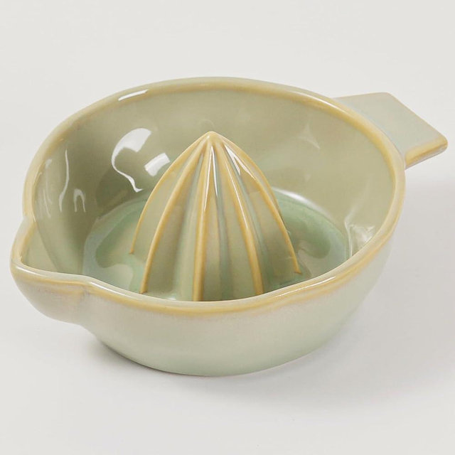 Ceramic Lemon Juicer Reamer Manual Citrus Lime Hand Squeezer Bowl with Handle and Pour Spout, Handheld, Easy to Use and Clean