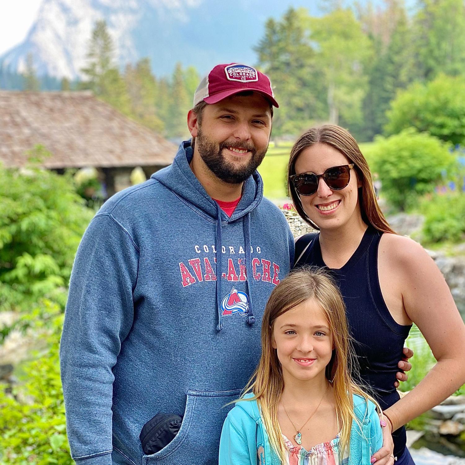 The whole family in Canada!