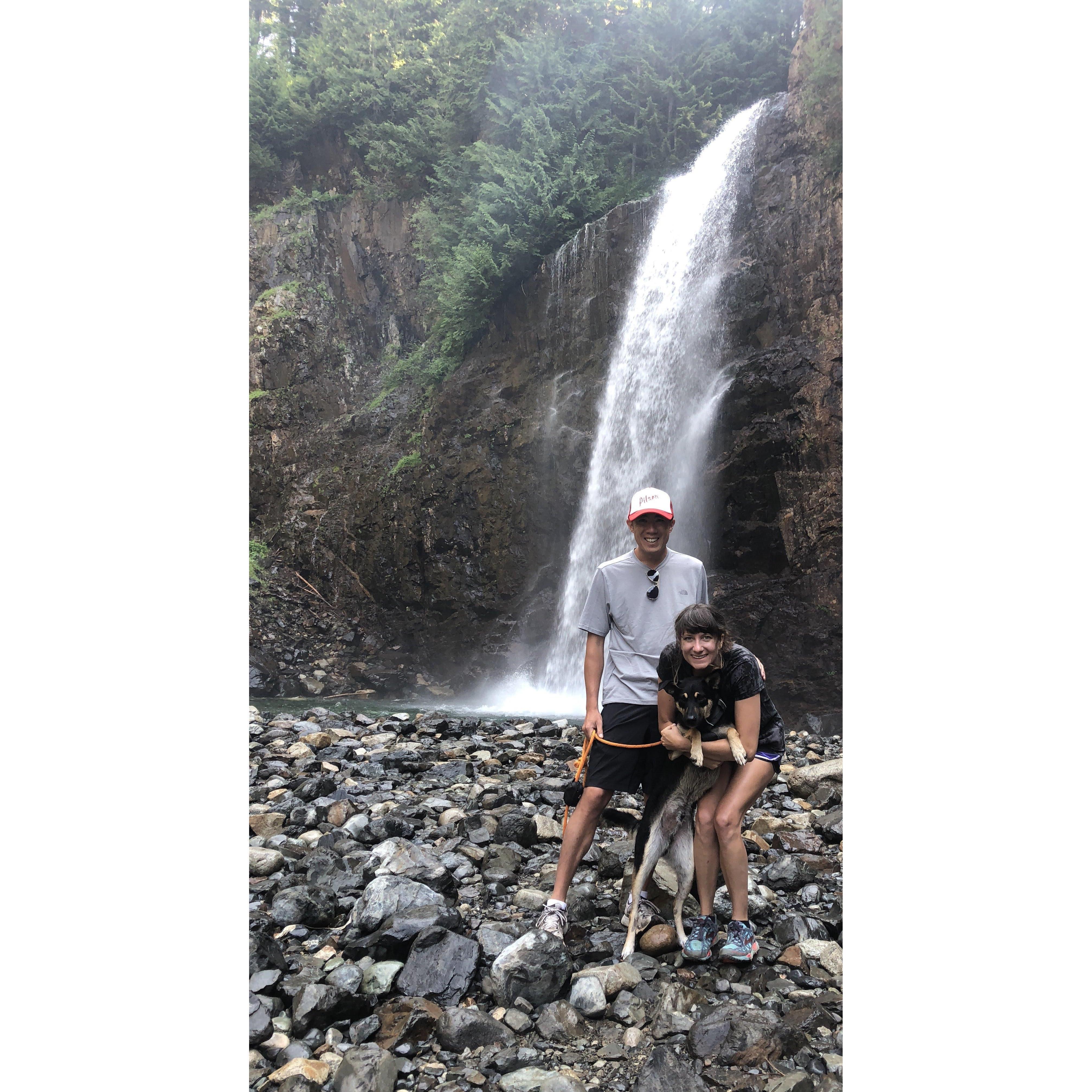 Hiking outside of Seattle with Danielle and Chris at Franklin Falls