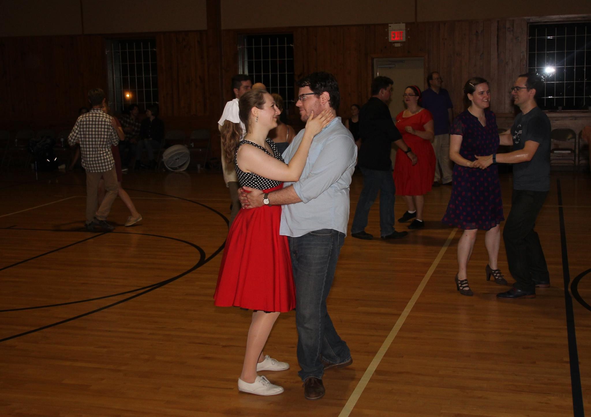 The Wedding Website of Michael Carr and Della Limbert
